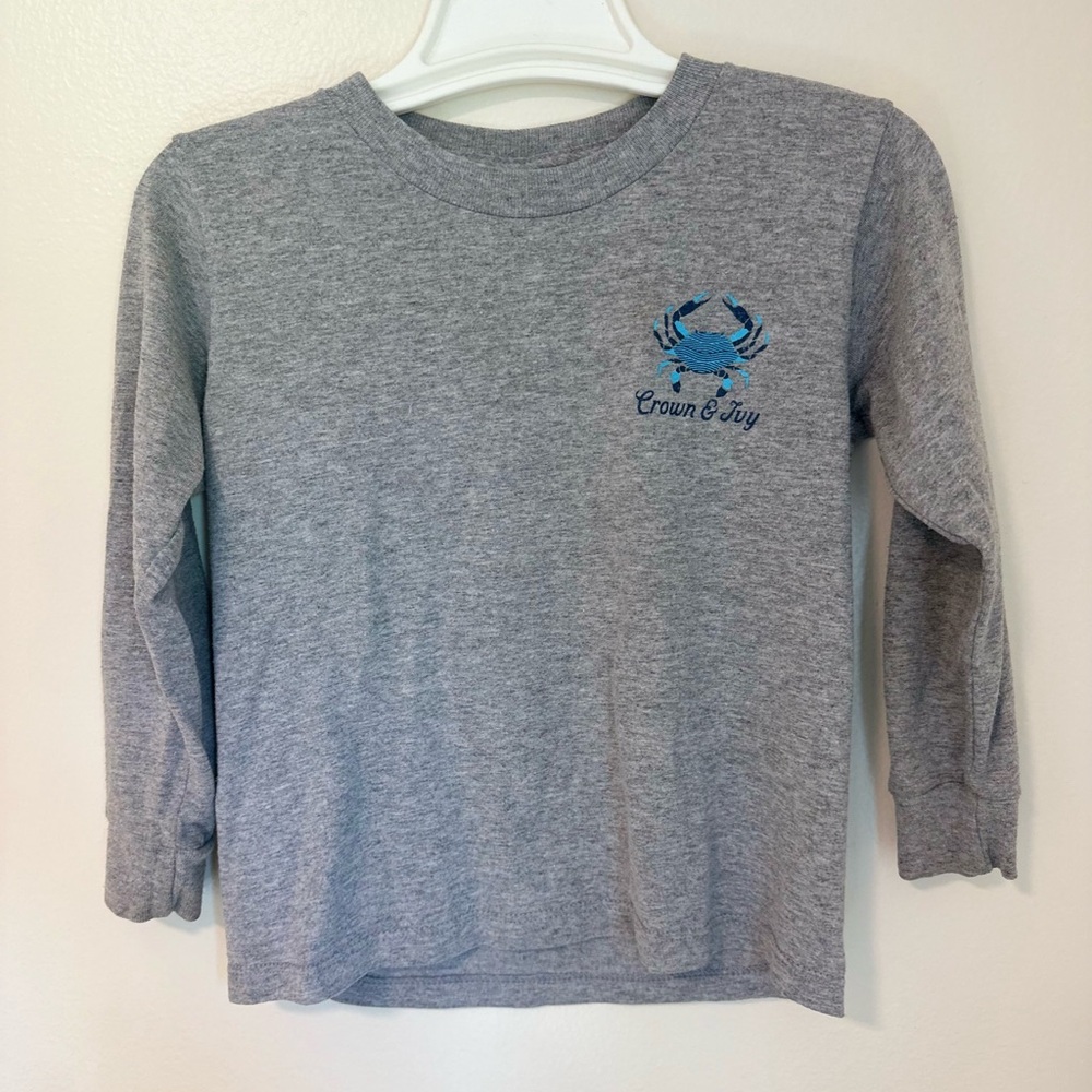 Crown Ivy long sleeve tee EUC